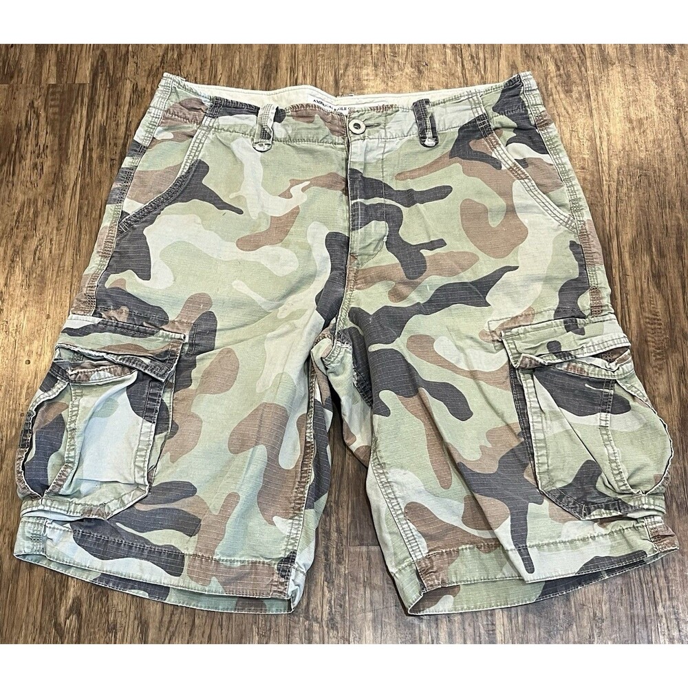 Y2K American Eagle Camo Cargo Shorts Mens 33 (Actual 36) Longboard Ripstop Green